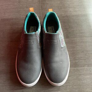 Waterproof shoes Men
